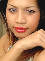 Lewd drag queen shows off her rod