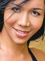 Lovely tranny Tin playing dirty and jacking off