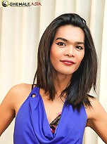 Ladyboy spreads her cheeks and jerks