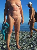 big mature butts in public